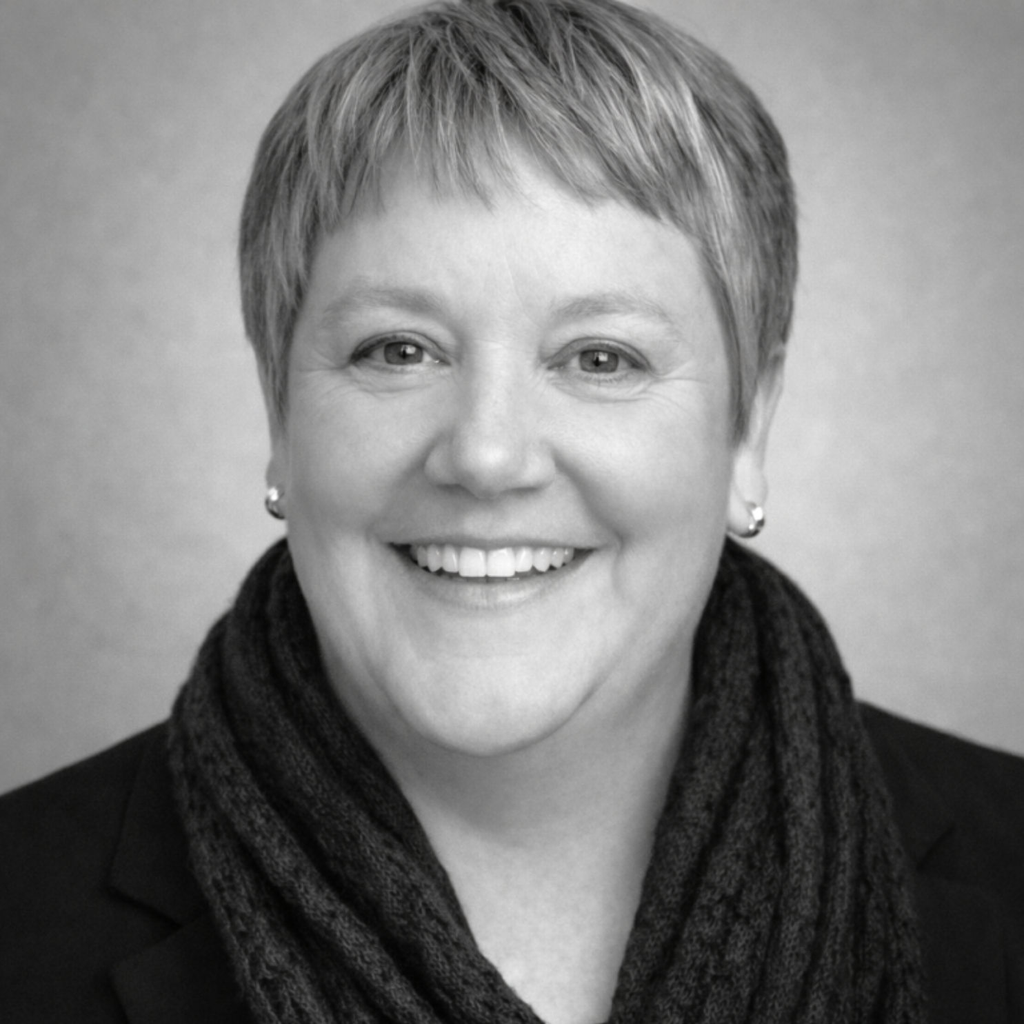 Beth Keller Headshot